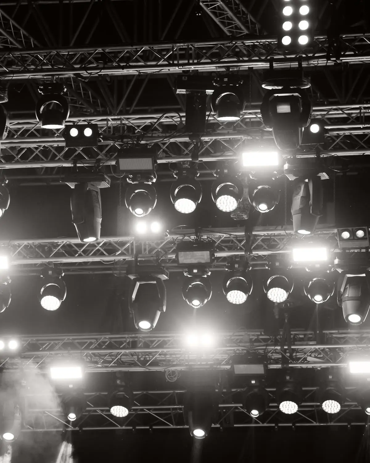 Audiovisual services 6 Serveis audiovisuals